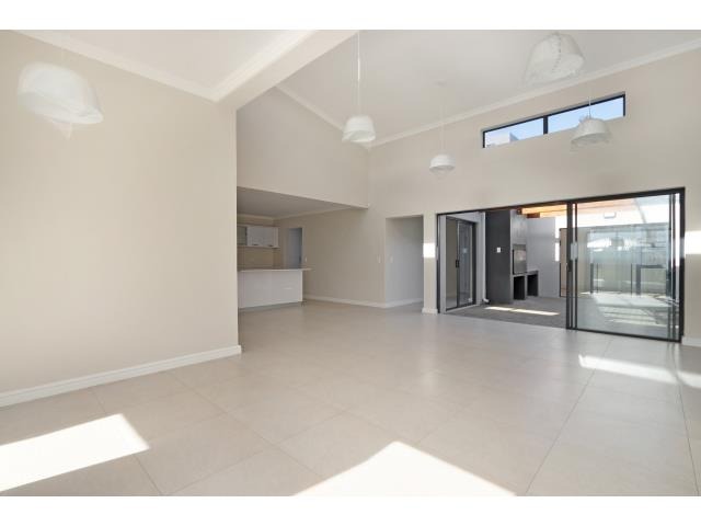 4 Bedroom Property for Sale in Sandown Western Cape